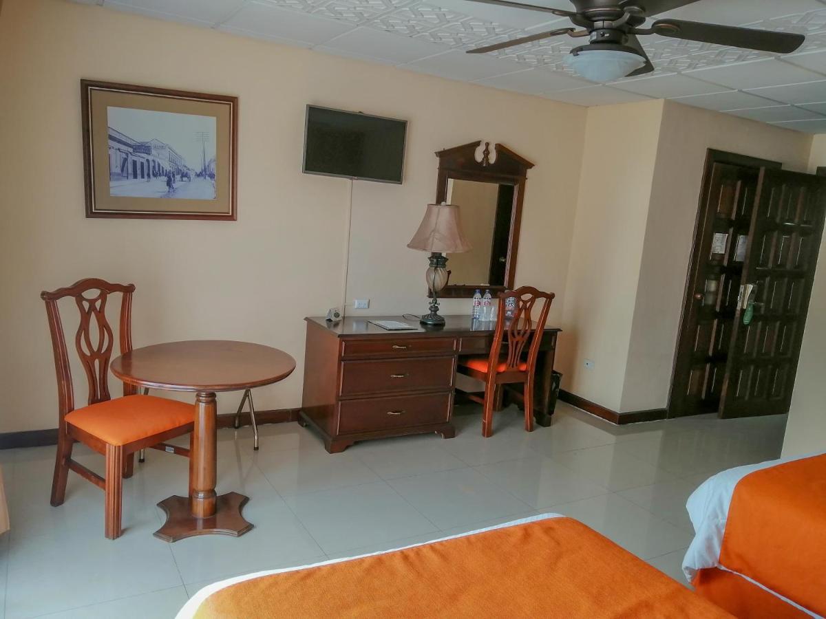 Hotel Royal Palace Guatemala City Exterior photo