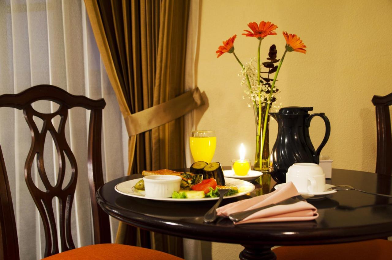Hotel Royal Palace Guatemala City Exterior photo